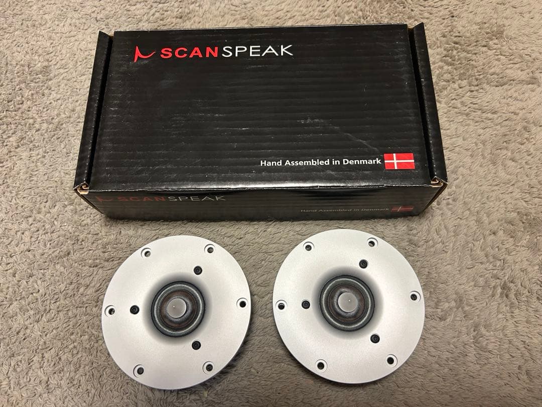 スピーカー・ウーファー Scan Speak R2904/700000