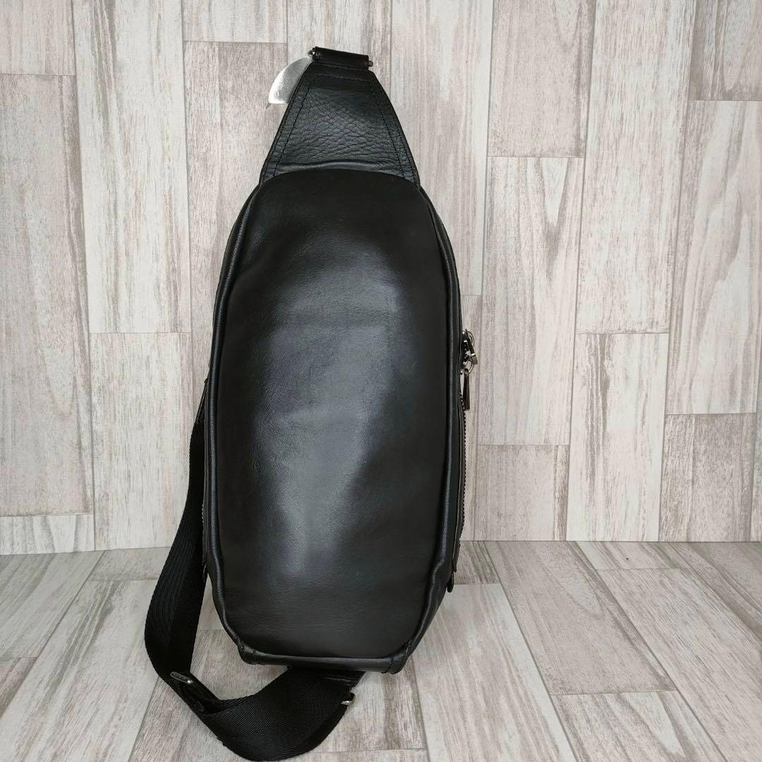 40 COACH コーチ　レザー　ボディーバッグ