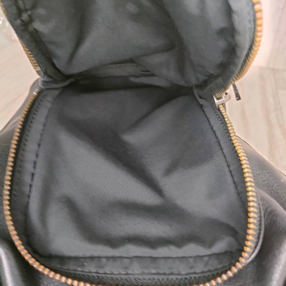 40 COACH コーチ　レザー　ボディーバッグ