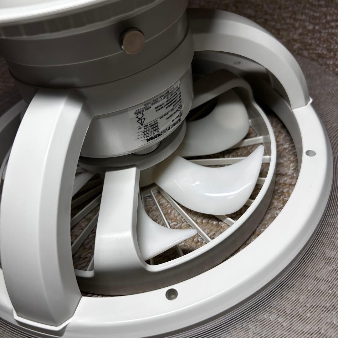 LumaFlow2 シーリングファンライト