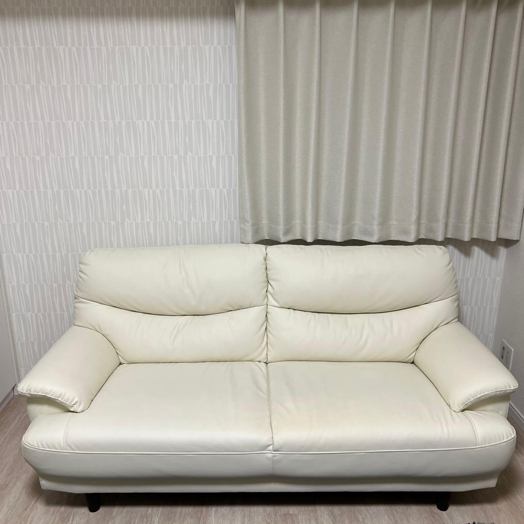 ニトリ　3人用合皮ソファ(Nシールドキャッツ3 IV)