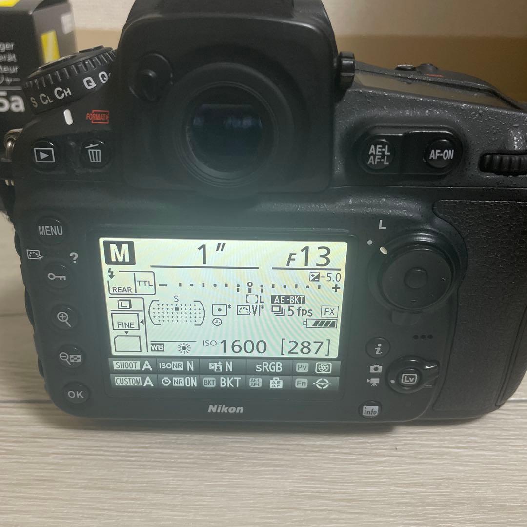Nikon D810 デジタルカメラ 本体とレンズ付き