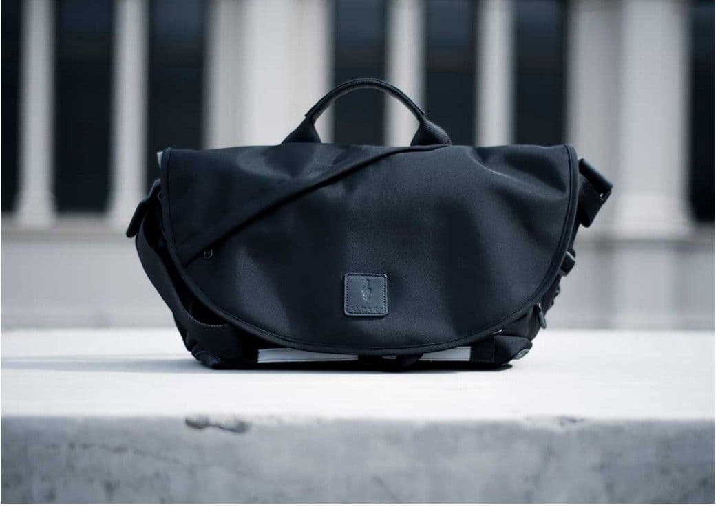 ALPAKA ブラック 7VEN セブンメッセンジャーバッグ