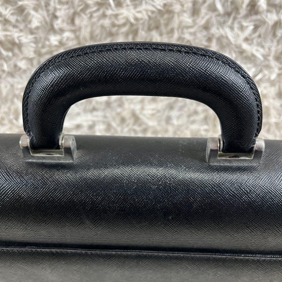 バーバリー ビジネスバッグ ブリーフケース サフィアーノ レザー A4 ブラック