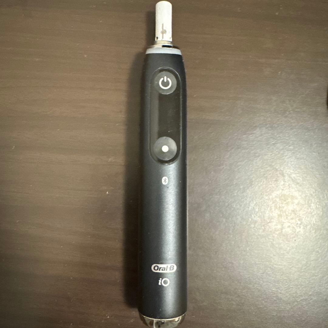 Oral-B iO 電動歯ブラシ本体 充電器付き