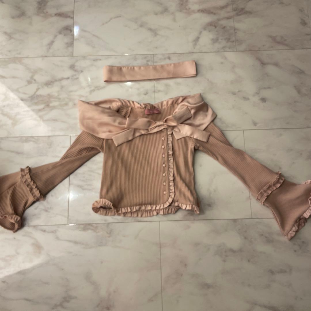 ReAmour リボン付きオフショルダー トップス