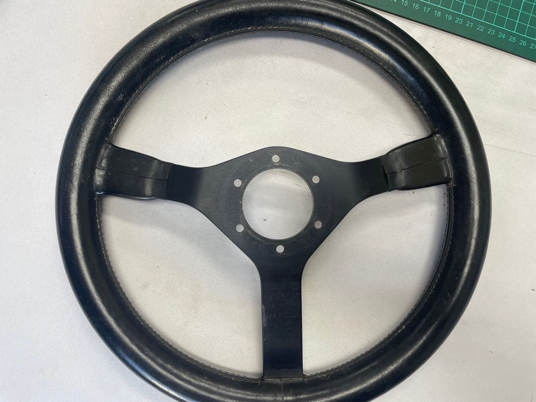 【希少】MOMOモモ 革 ハンドル