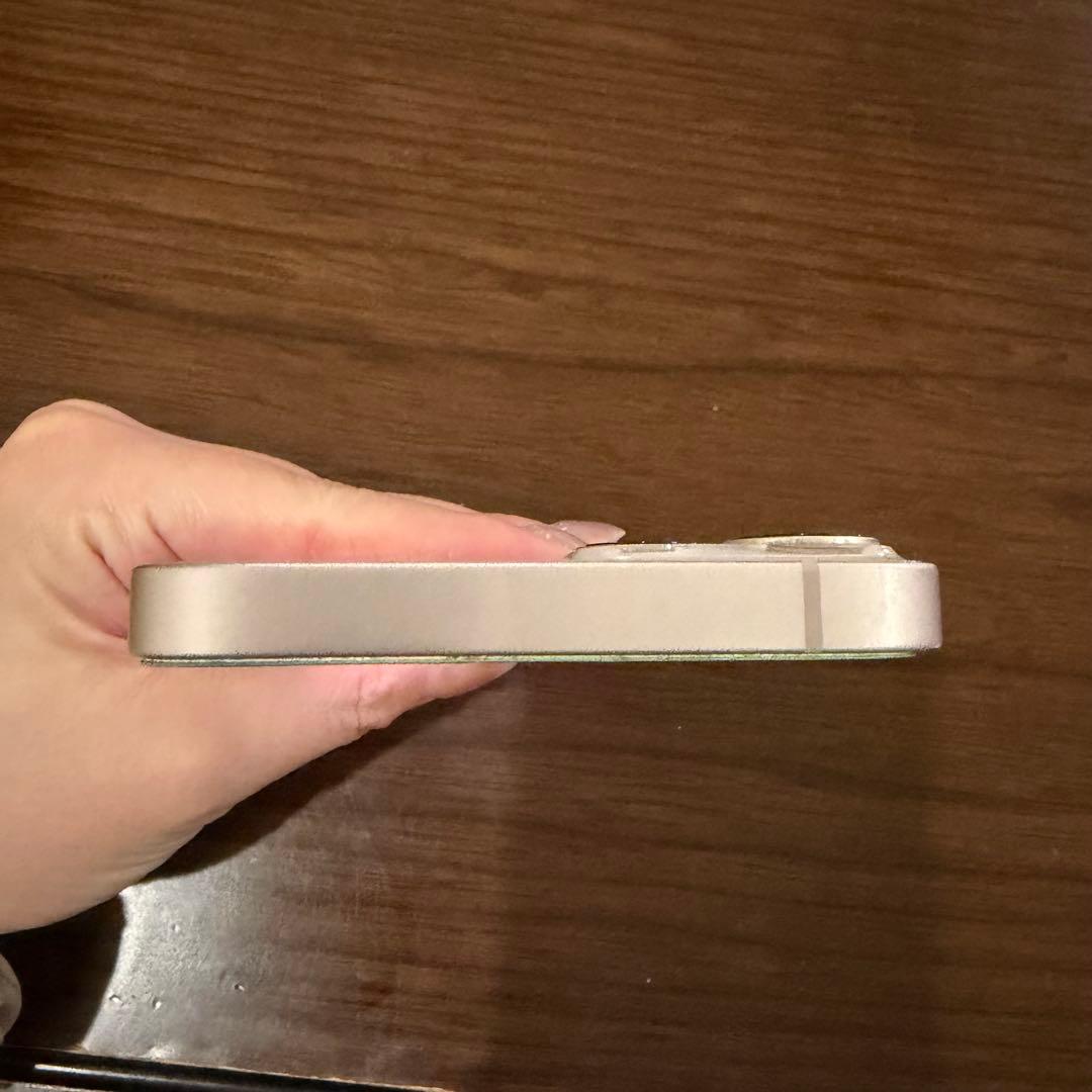 m*i様 Apple iPhone 13 ピンク 本体