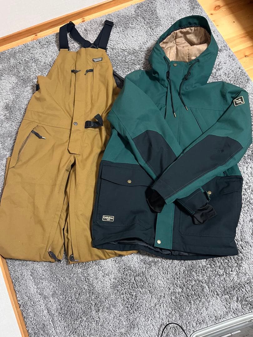 Quiksilver、airblasterスノボードウェア上下セット値下げ可