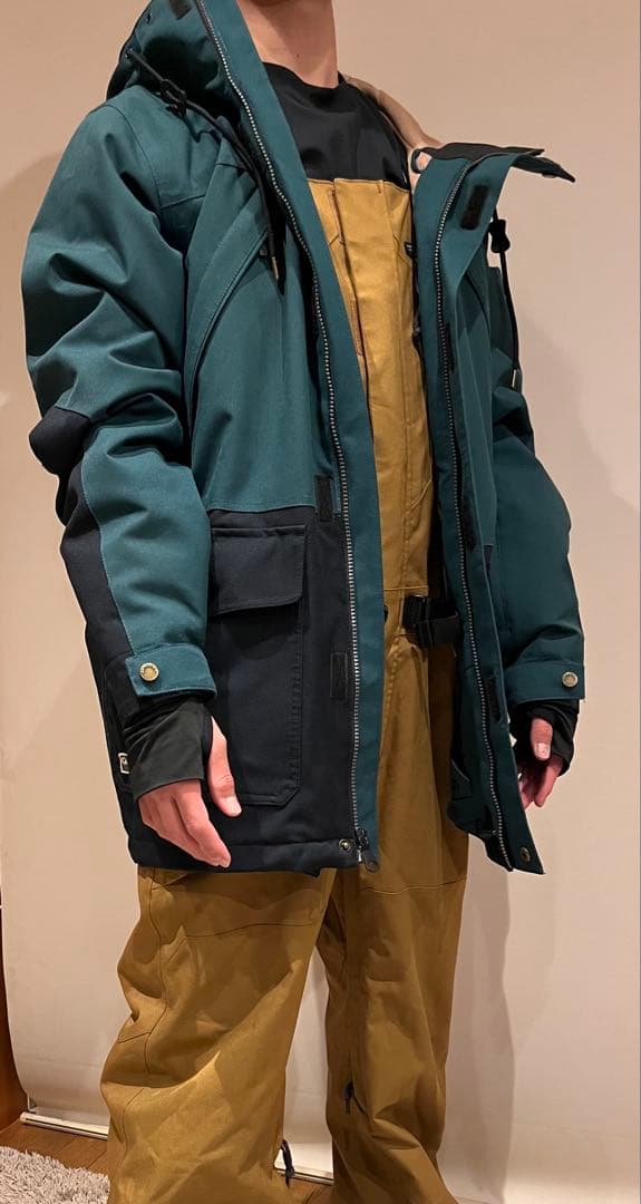 Quiksilver、airblasterスノボードウェア上下セット値下げ可