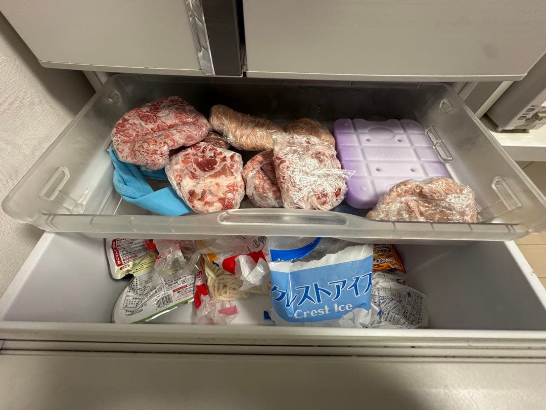 三菱ノンフロン冷凍冷蔵庫　MR-R52T-S 2012年製　ホワイト 520L