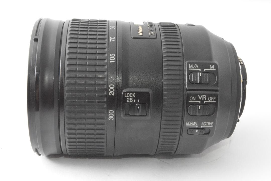 ニコン　Nikon　AF-S 28-300mm F3.5-5.6G ED VR