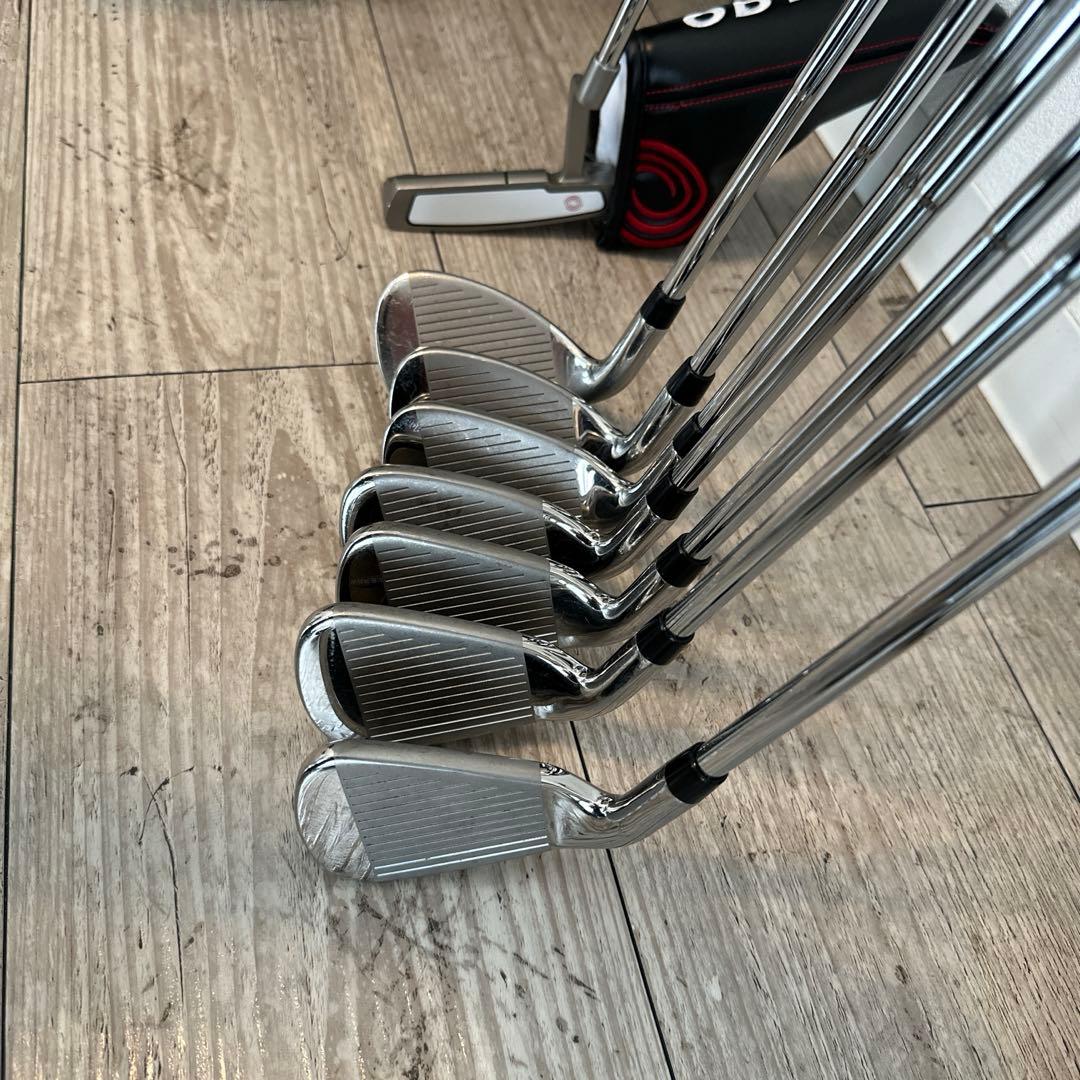 ユウ‼️現行型キャロウェイ メンズ用ゴルフセット✨️初心者S右キャディバッグ付