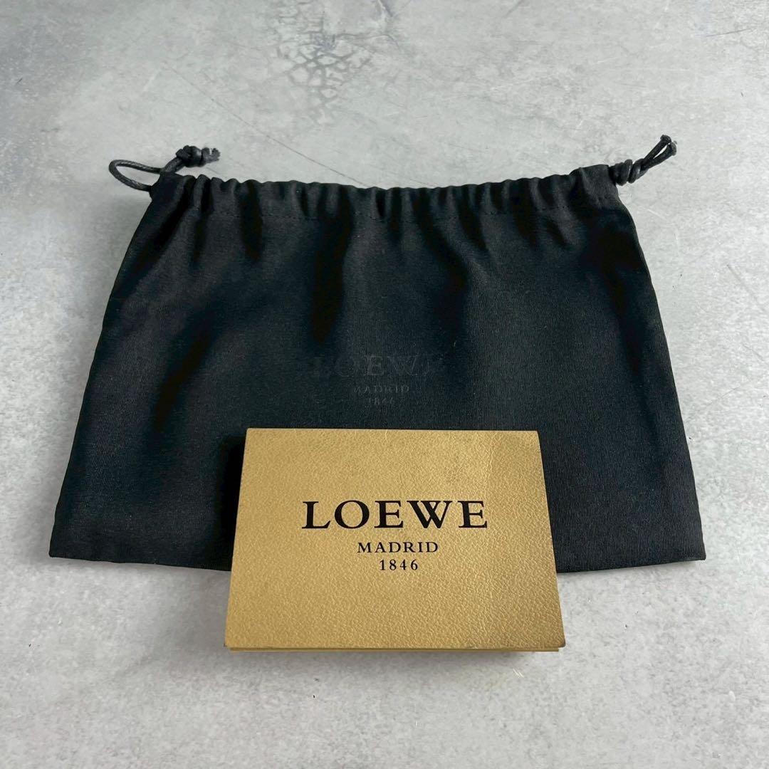 【美品】ロエベ 長財布 リピート アナグラム 型押し 総柄 レザー ロゴ 紺色