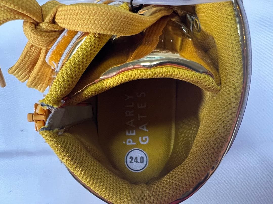 新品！パーリーゲイツレディースシューズ！靴 ゴールド24