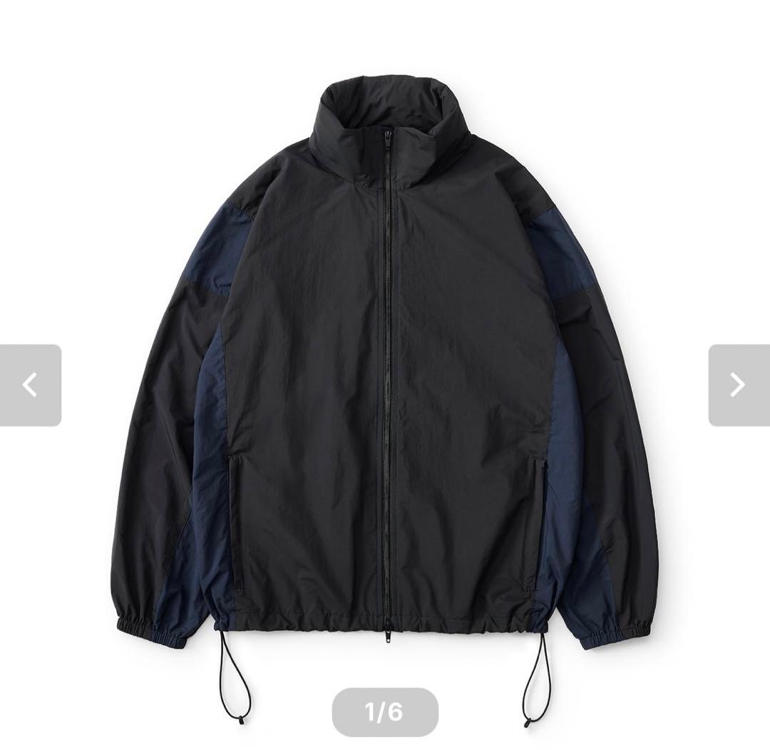 エブリワン　two-tone light weight nylon jacket