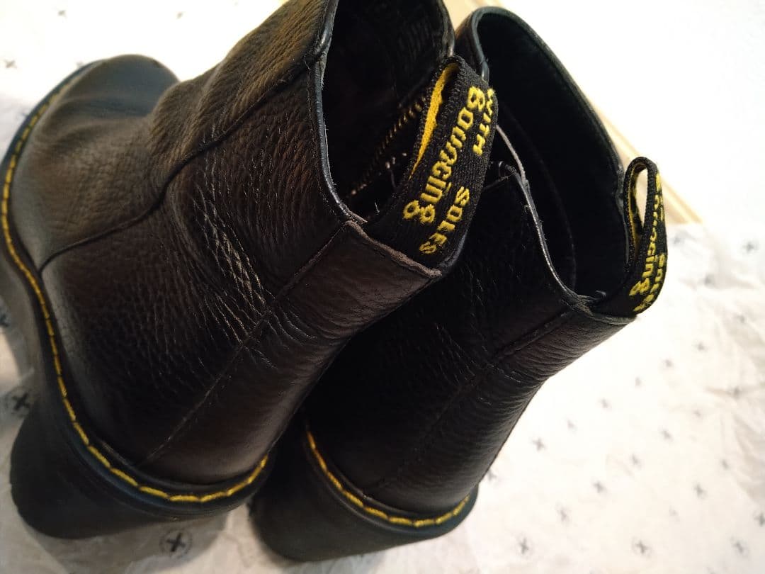 Dr.Martens ドクターマーチン サイドジップブーツ マグダレナ UK4