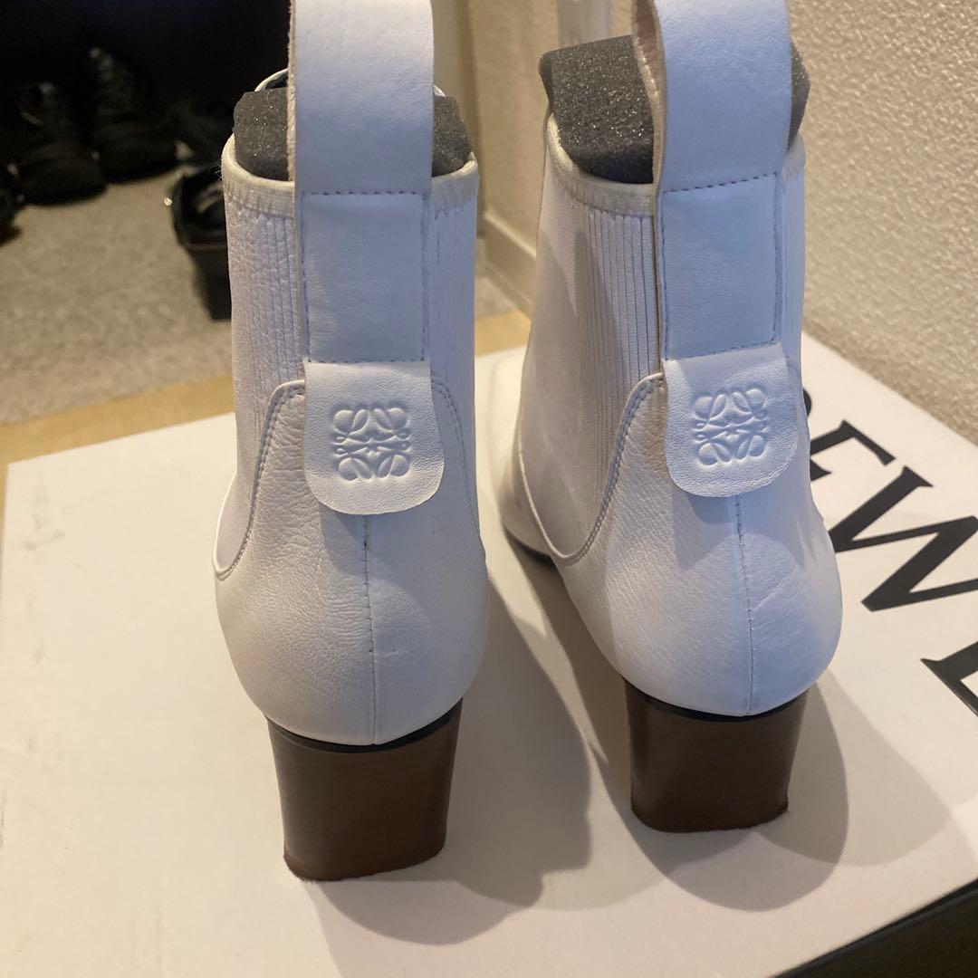 loewe ホワイトレザーサイドゴアブーツ