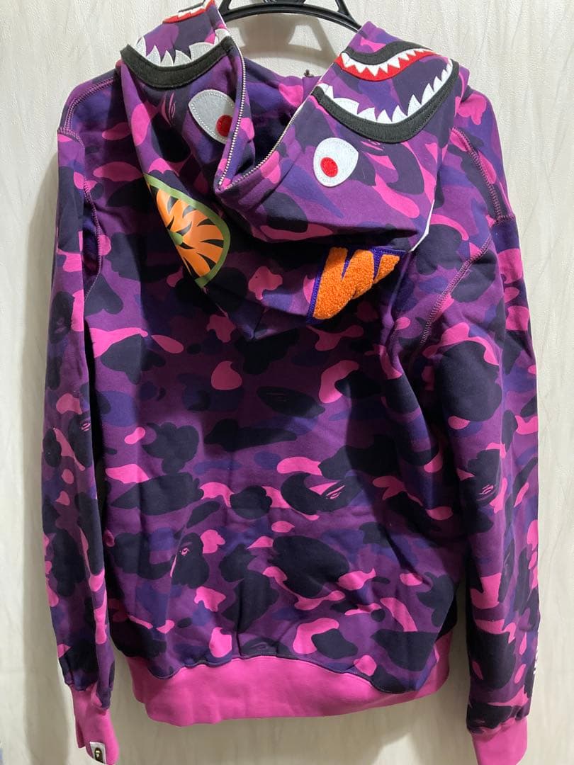 A Bathing Ape シャークパーカー　Mサイズ