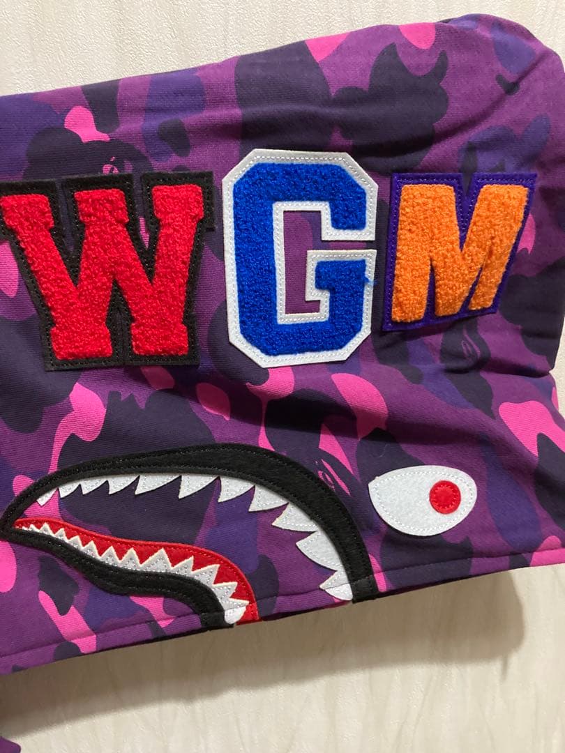 A Bathing Ape シャークパーカー　Mサイズ