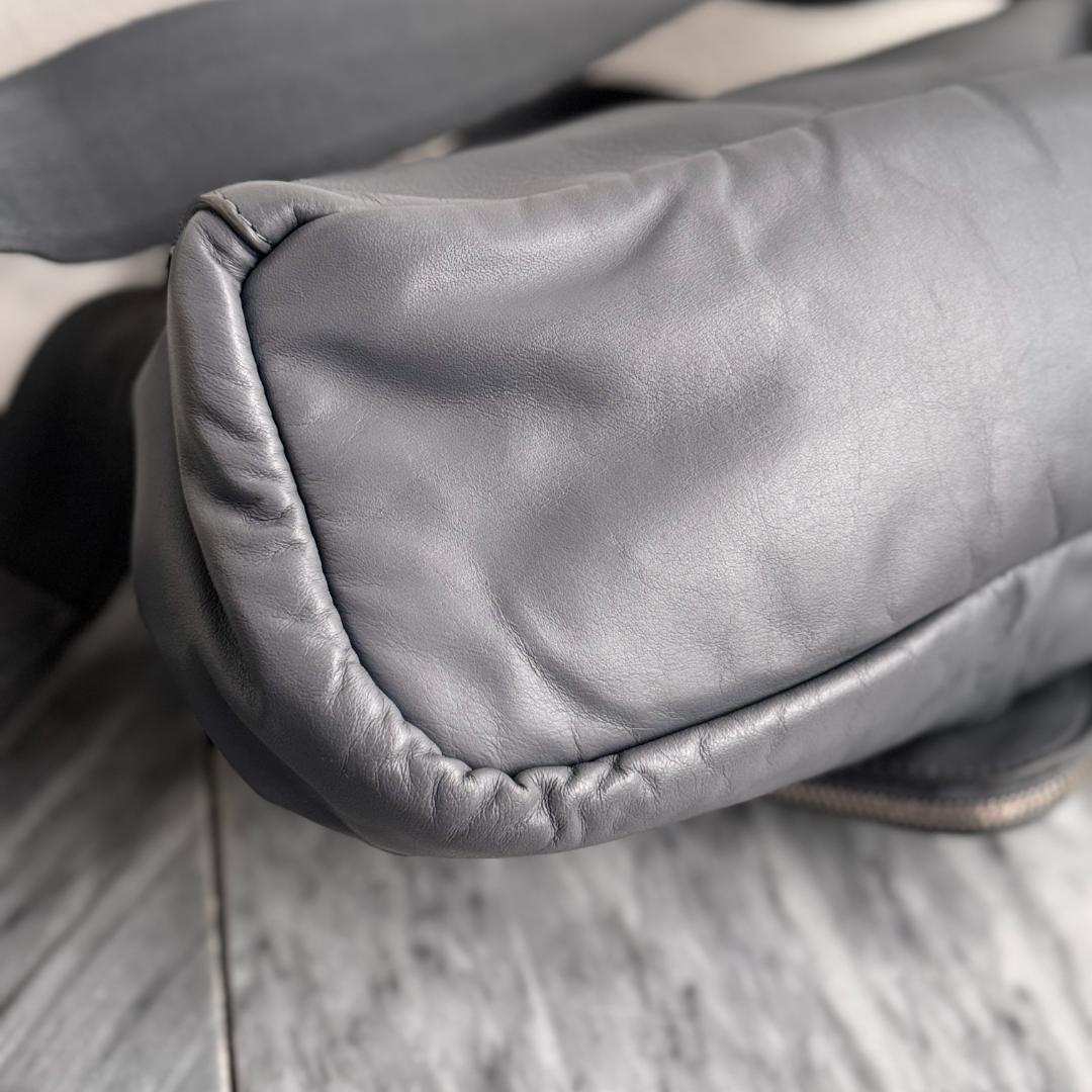 ボッテガヴェネタ ビーク ベルトバッグ ボディバッグウエストバッグ グレー