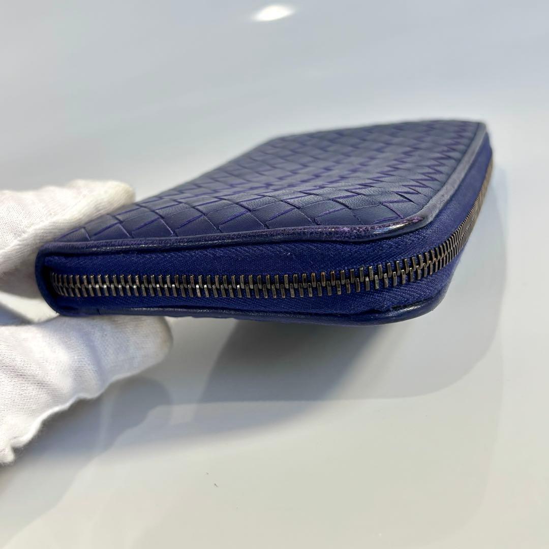 美品 ボッテガヴェネタ イントレチャート 長財布 ラウンドファスナー ブルー系