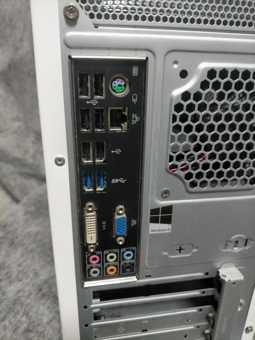 こう見えてほぼ未使用 Core i5 3470 / 8GB / SSD