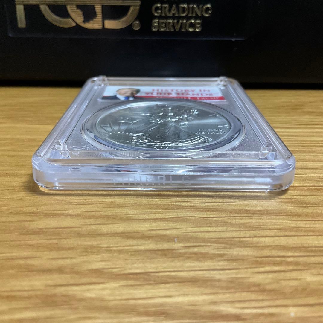 【新品】イーグル銀貨 トランプ大統領 2021 PCGS MS70 Type1