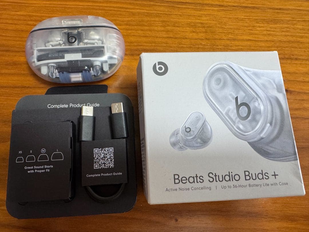 Beats Studio Buds +　スケルトン