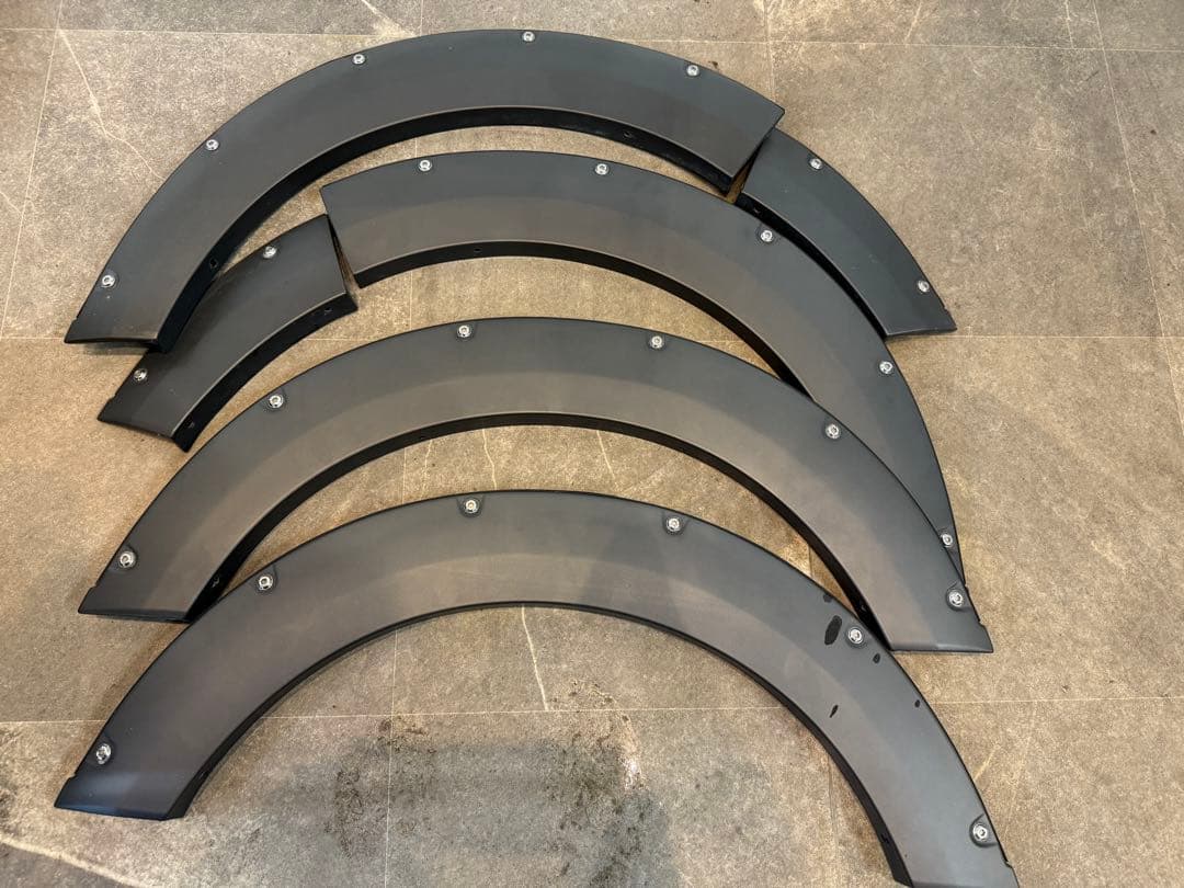 ハイエース　オーバーフェンダー　JAOS