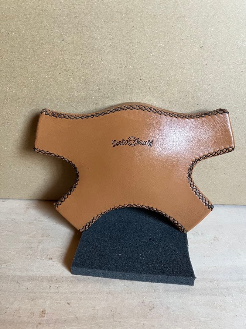 イタルボランテ　ウッドステアリング　36・5cm 中古品