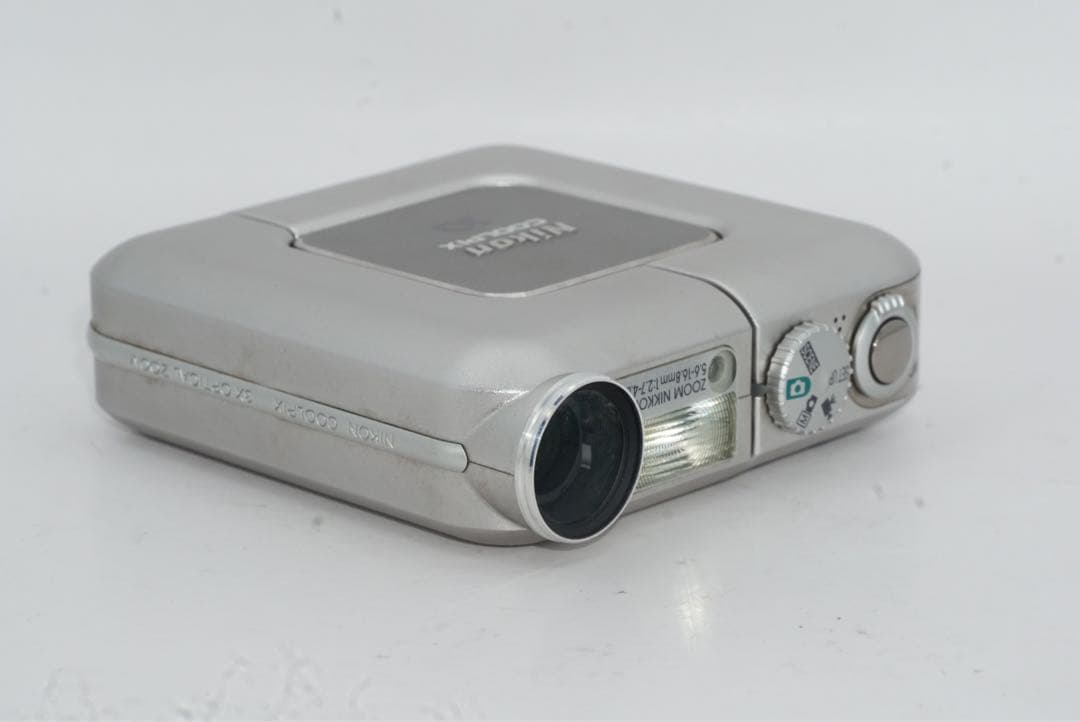 デジタルカメラ Nikon coolpix SQ