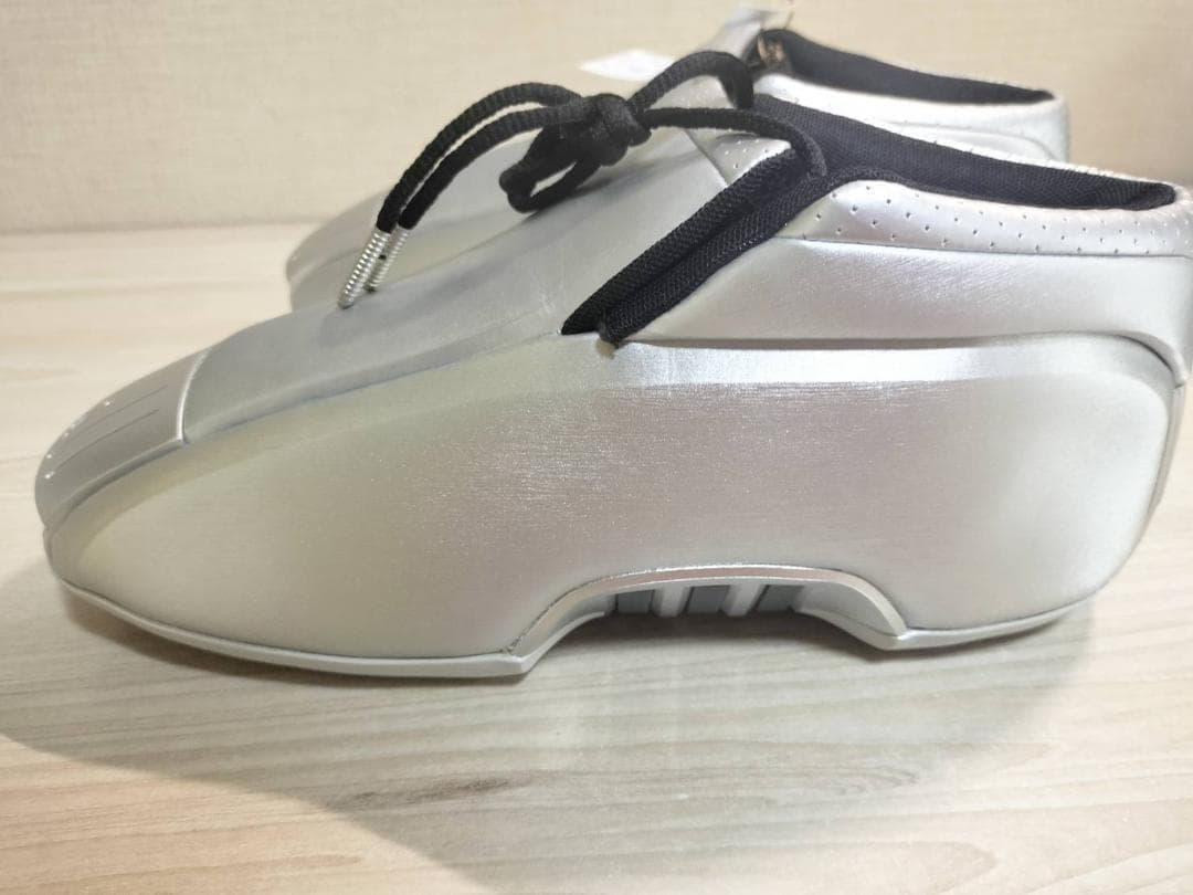 ◇アディダス　CRAZY 2 メタリック　スニーカー　２５．０cm　新品