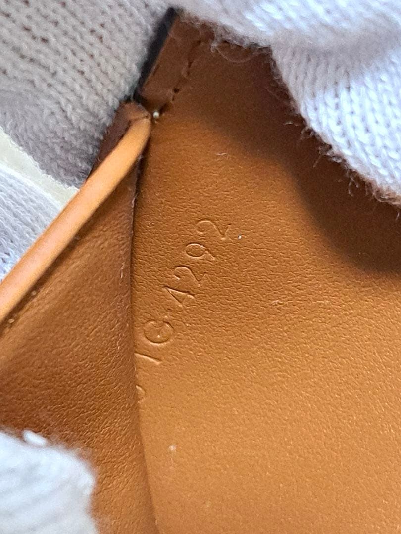 ✨極美品　正規品✨セリーヌ　三つ折り　トリオンフ　スモールトリフォールド