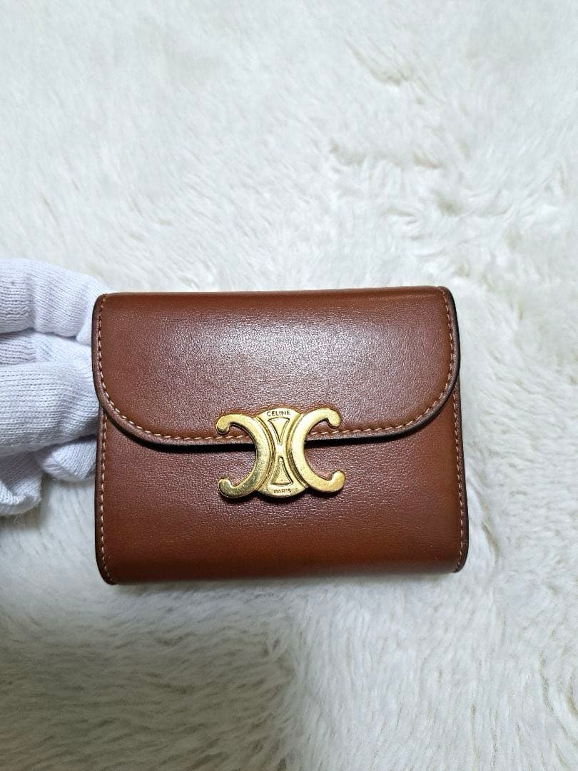 ✨極美品　正規品✨セリーヌ　三つ折り　トリオンフ　スモールトリフォールド