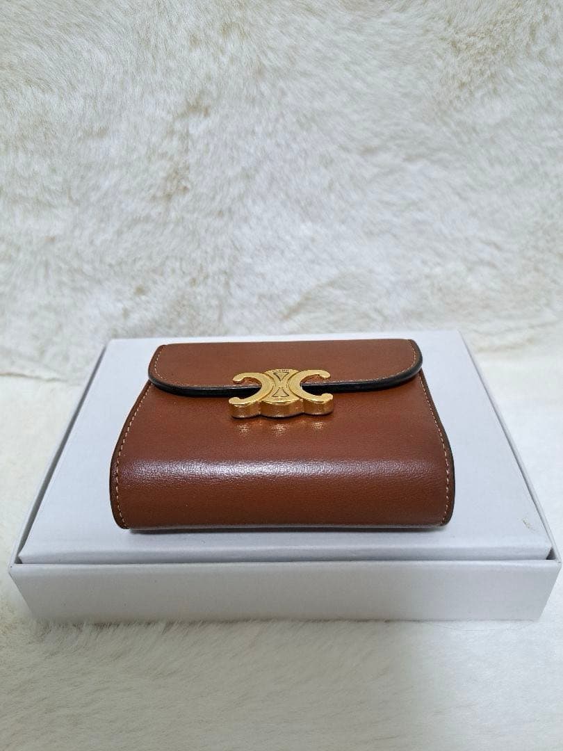 ✨極美品　正規品✨セリーヌ　三つ折り　トリオンフ　スモールトリフォールド
