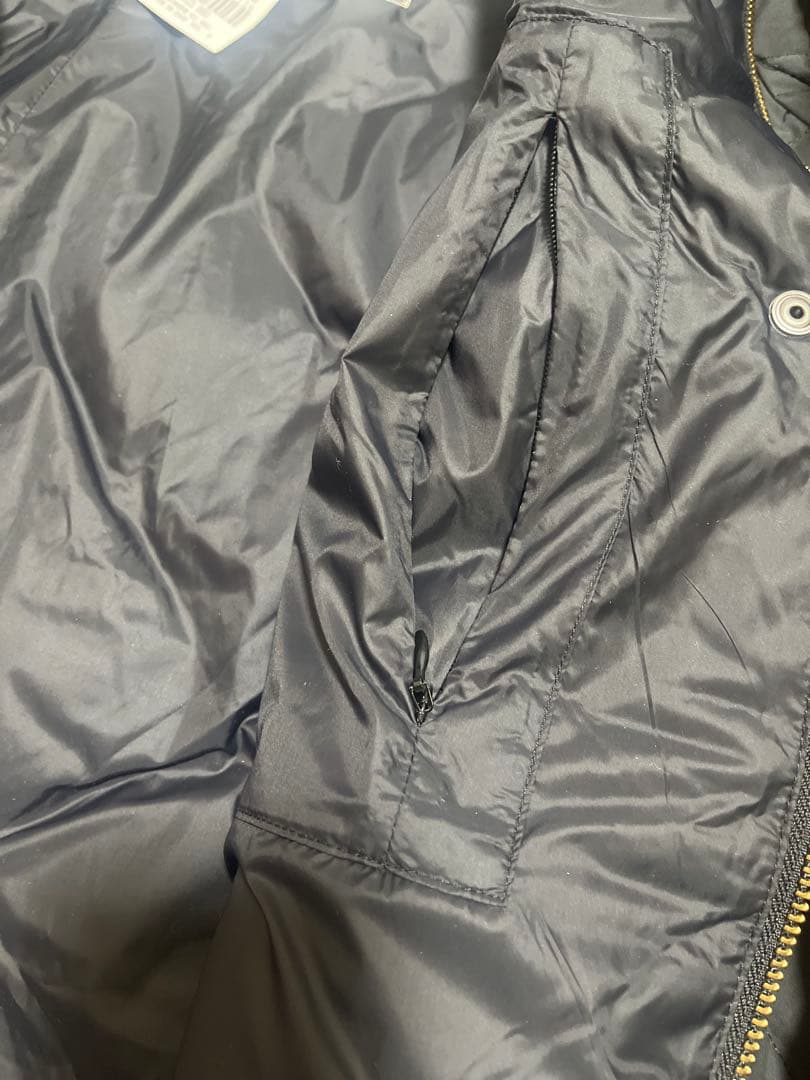 UNFILO軽量で暖かいTAIONコラボ 2WAY キルティングダウン00