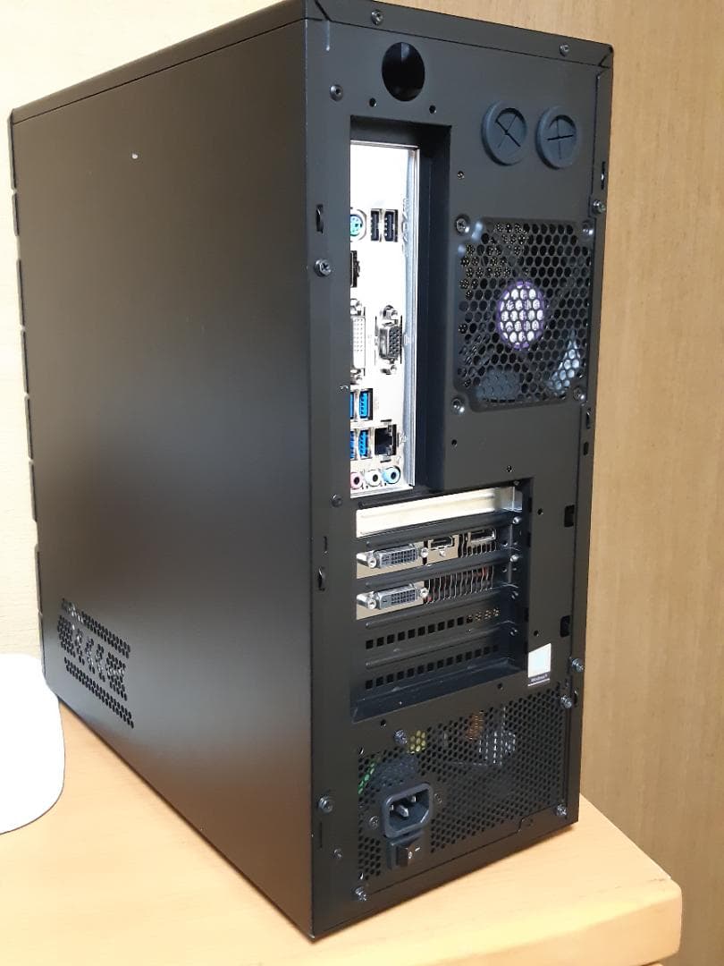 自作PC　RYZEN5 3500・8GB・128GB・R9 270・WIN11