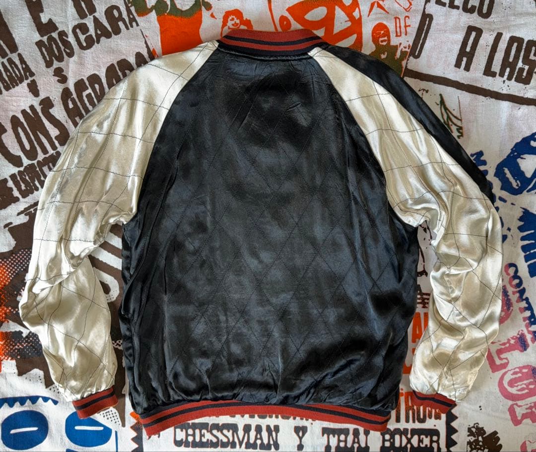 ★超美品！100着限定 居楽仁 イオラニ リバーシブルスカジャン金魚柄グリーンL