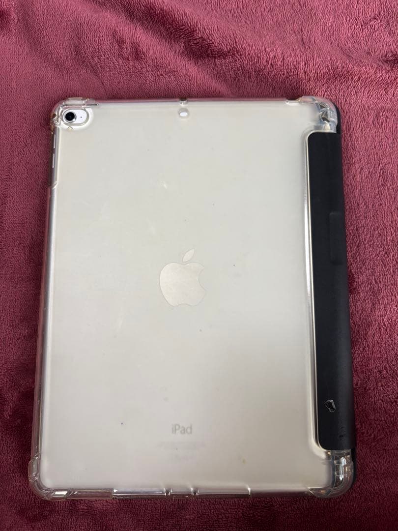 Apple iPad シルバー 9.7インチ カバーApplepencil付き