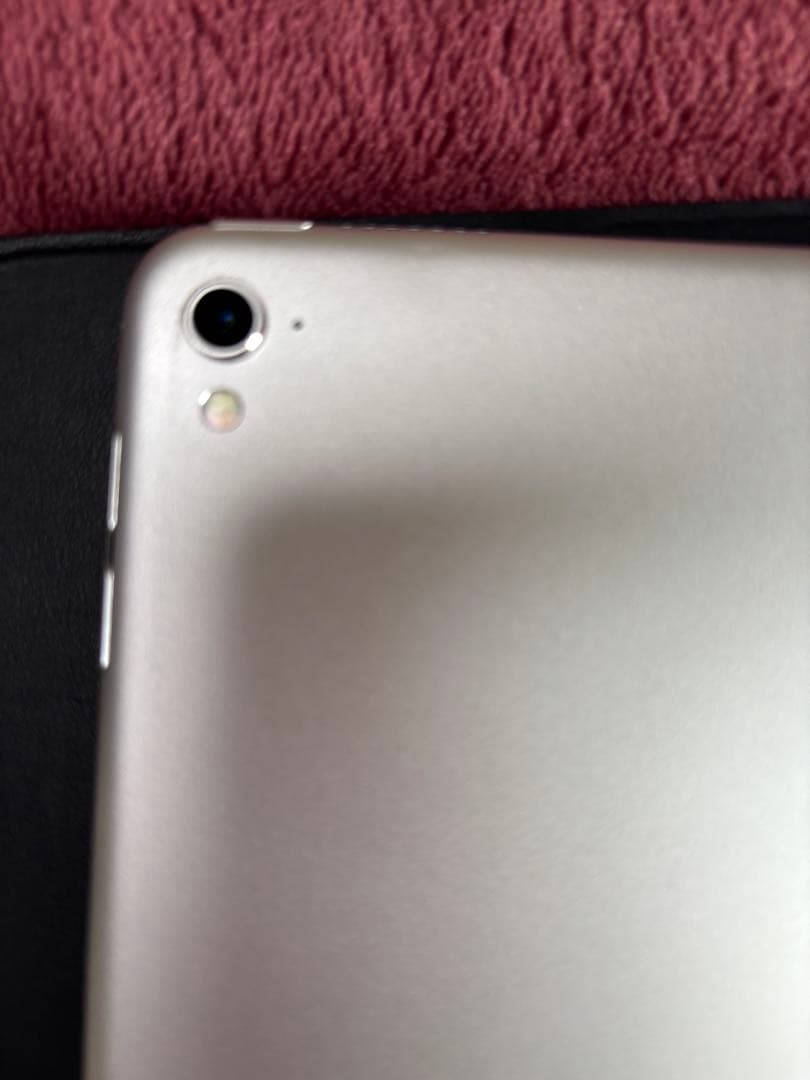 Apple iPad シルバー 9.7インチ カバーApplepencil付き