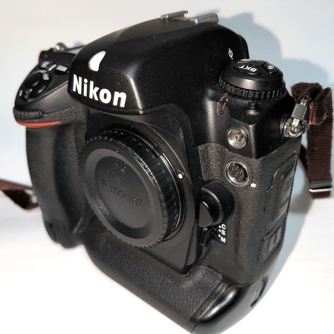 ニコンＤ２ＸＳ ボディ（純正バッテリー・バッテリーチャージャー）