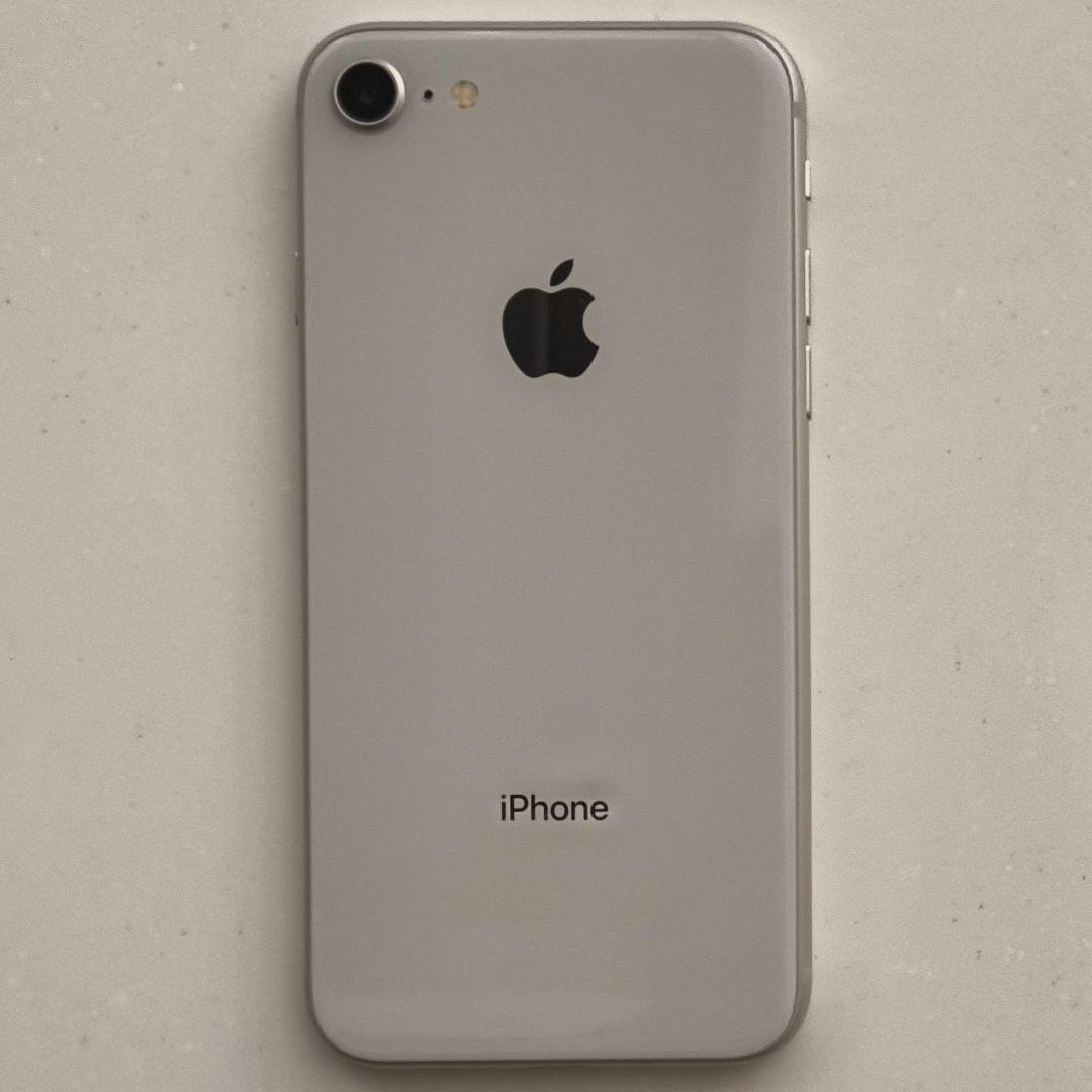 【美品】Apple iPhone 8 64GB 本体 SIMロックあり