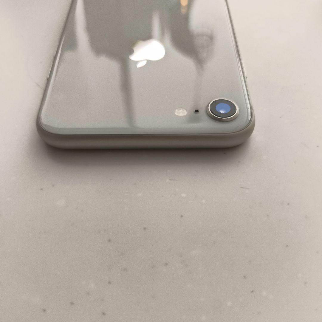 【美品】Apple iPhone 8 64GB 本体 SIMロックあり