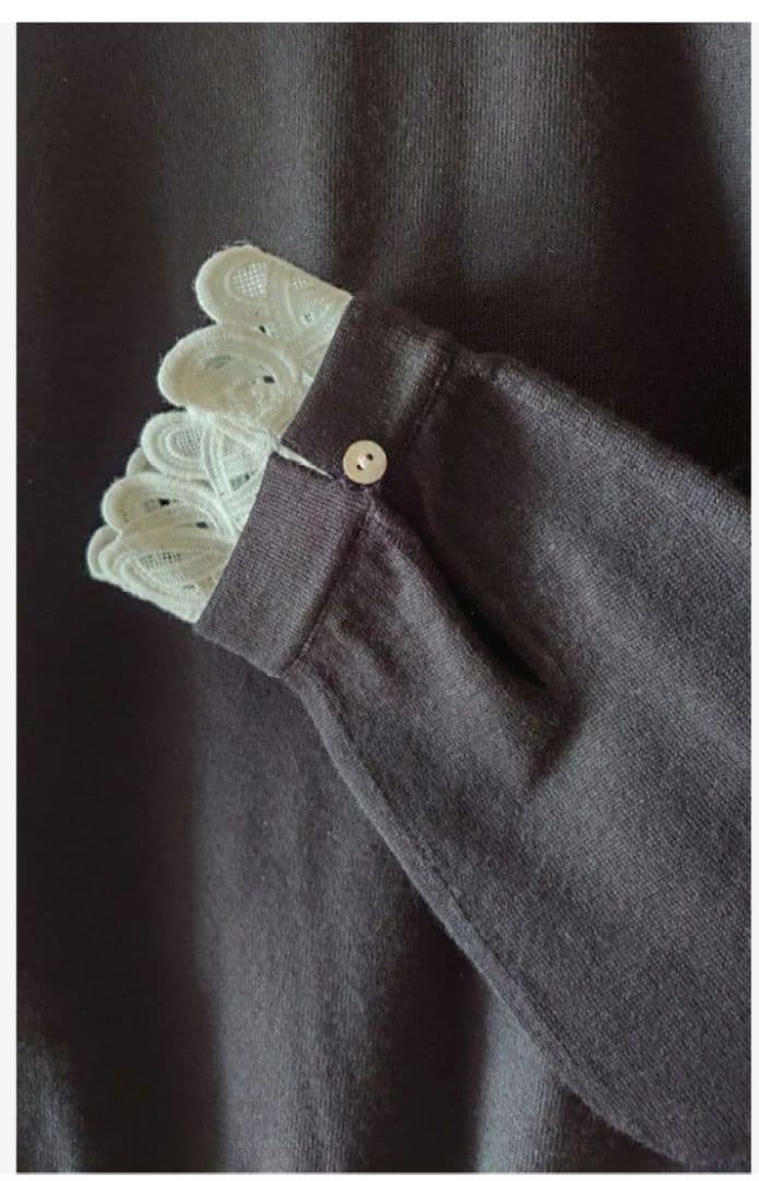 専用！　23区新品✨️ エンブロイダリーニット38黒　完売　レース襟iCB自由区