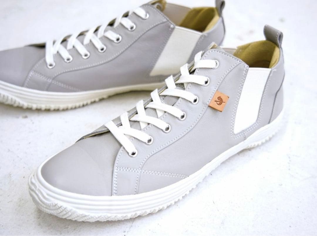 【新品未使用】カンガルーレザー素材サイドゴアモデル 【SPINGLE】SS