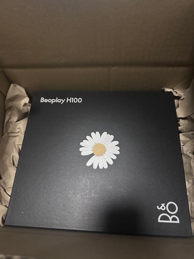 Bang & Olufsen X G-Dragon GDRAGON着用