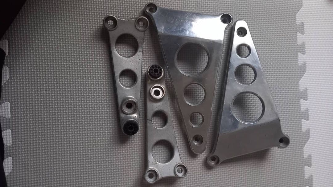 CBR４００Fヘッドライトステー、リアステップステー　純正