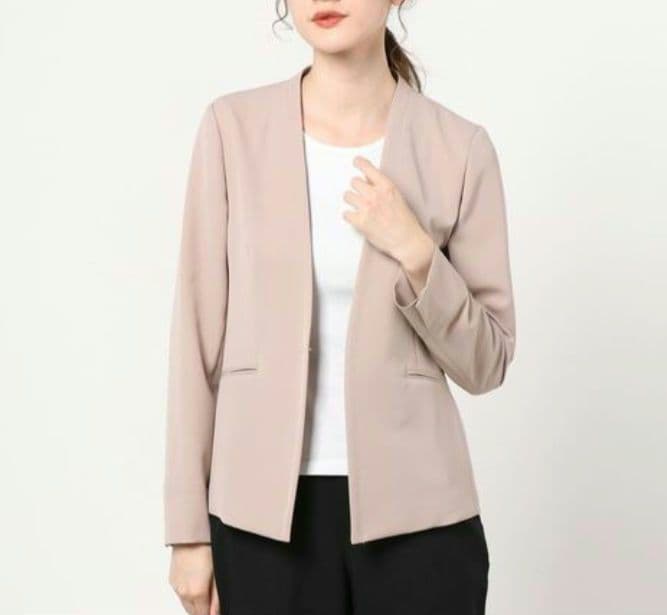 新品　未使用タグ付き　グリーンレーベルリラクシング ベージュ　パンツセットアップ