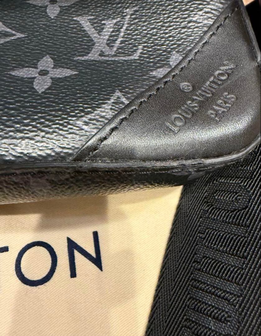 LOUIS VUITTON トリオメッセンジャー